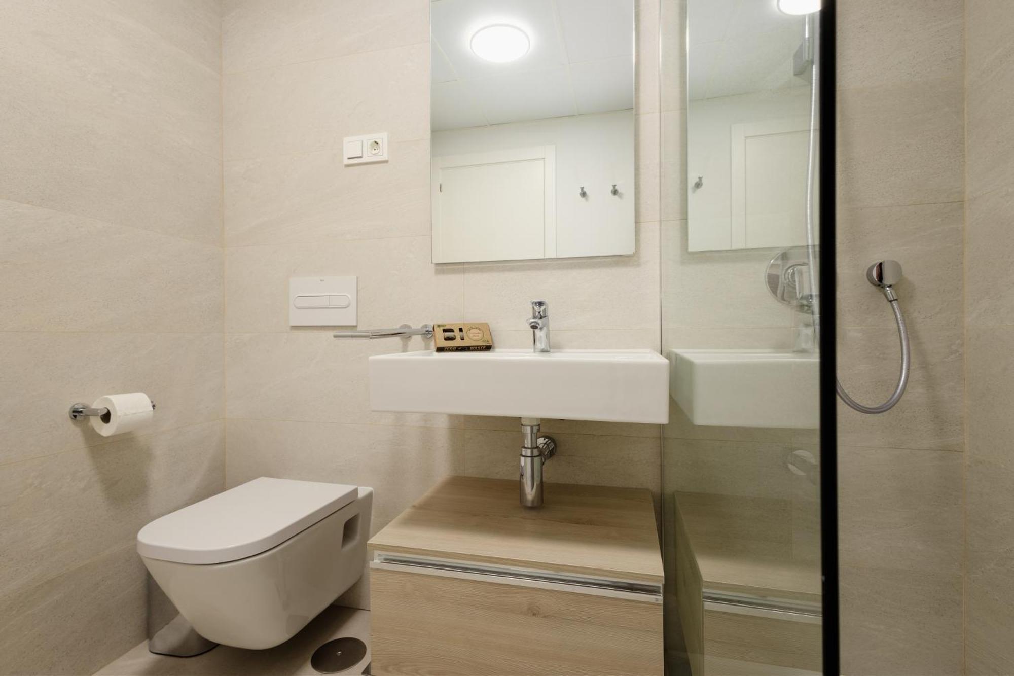 Luxurious 2 Bedroom Apartment Close To The Beach In Estepona Extérieur photo