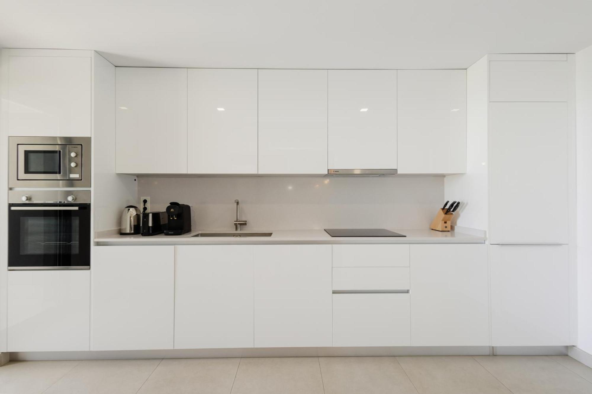 Luxurious 2 Bedroom Apartment Close To The Beach In Estepona Extérieur photo